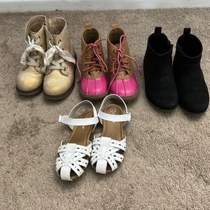 Toddler shoes size 10